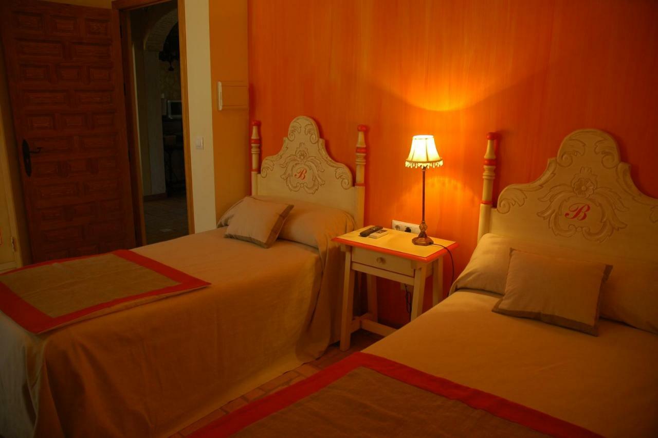 Molino La Boticaria Hotell Marchena  Exteriör bild
