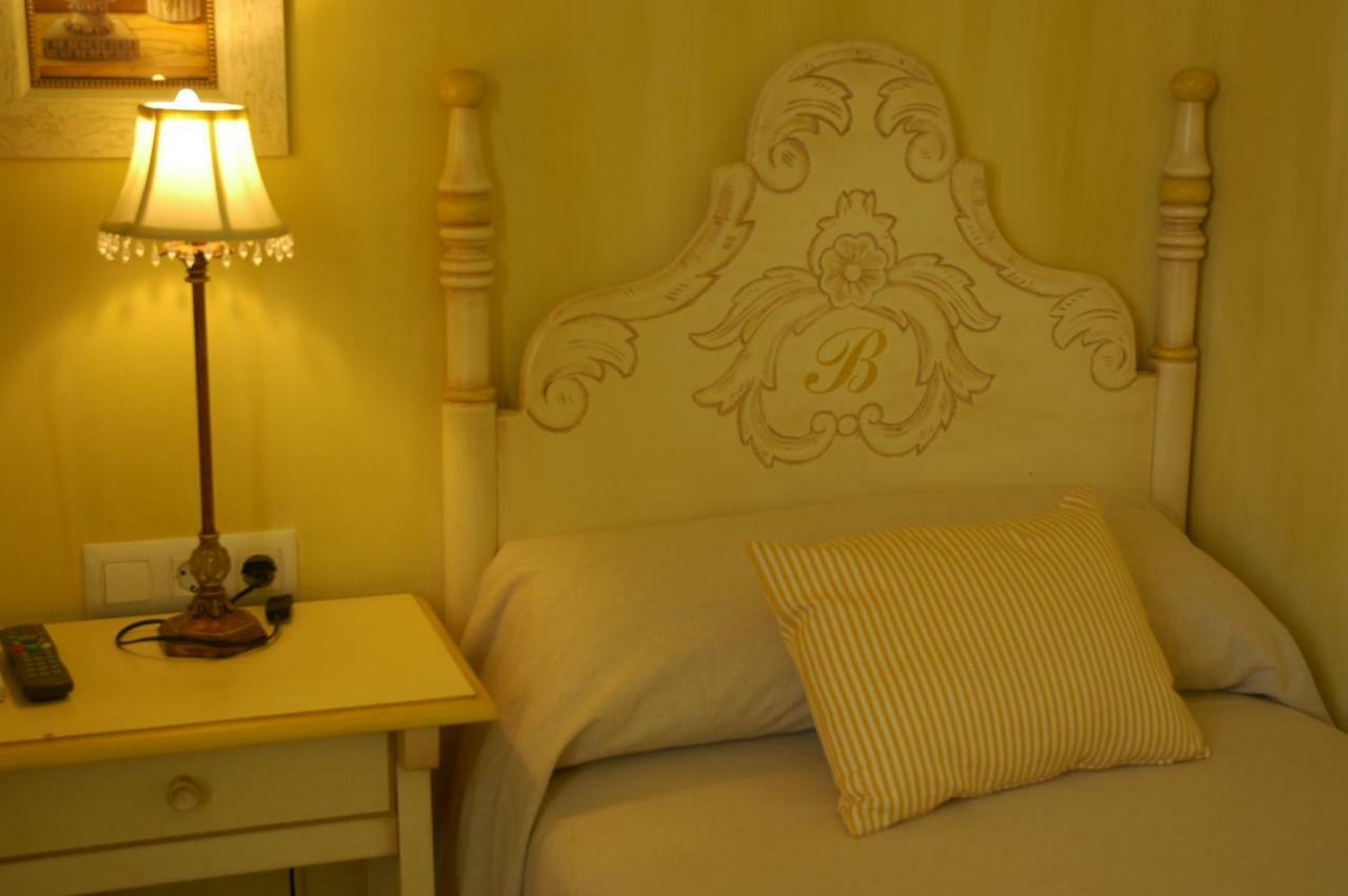Molino La Boticaria Hotell Marchena  Exteriör bild